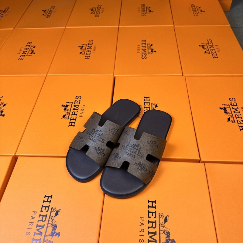 H**mes slippers